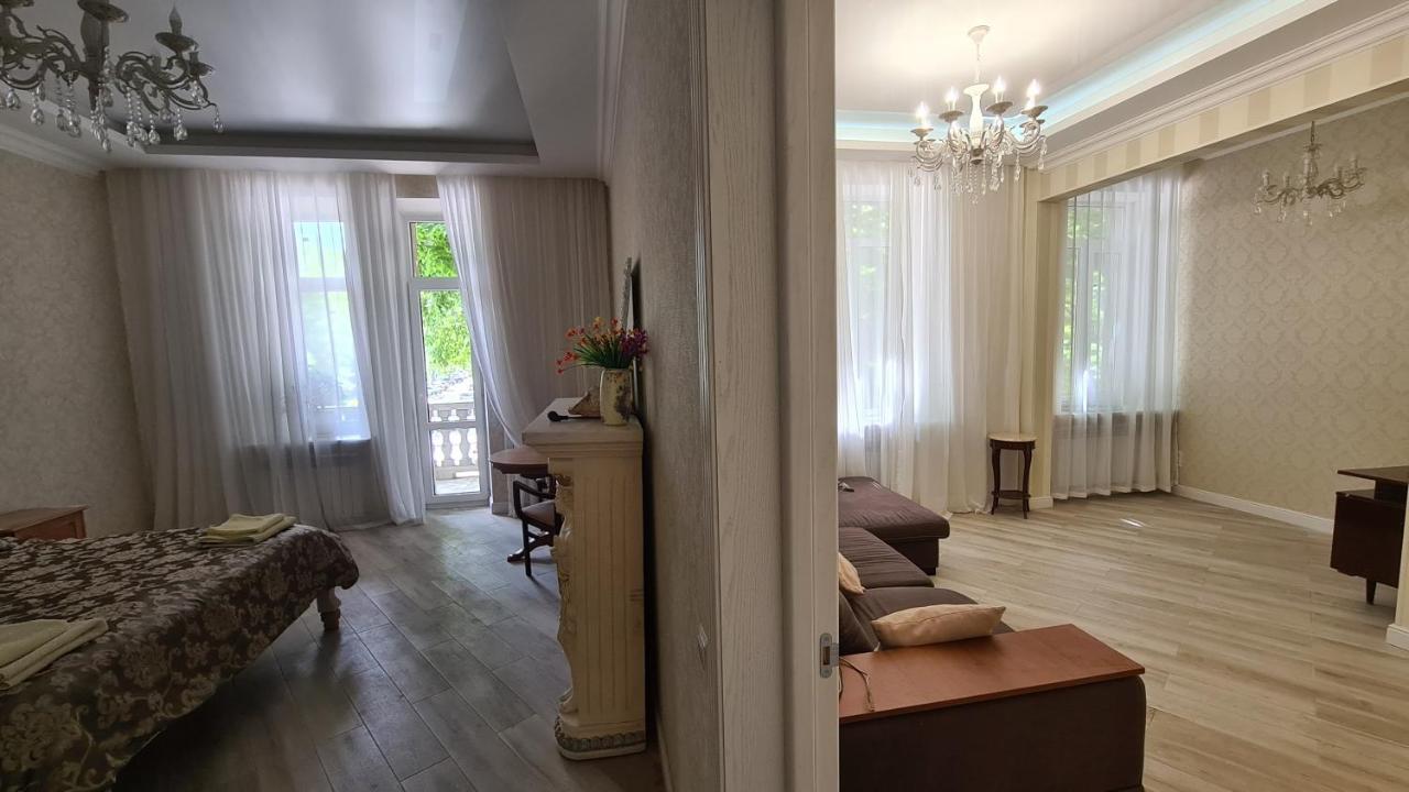 Soborka Lux Apartment Одеса Екстериор снимка